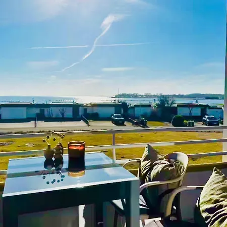 Apartament Ostseetraumblick-moderne-fewo-mit-balkon-am-strand Burgtiefe auf Fehmarn